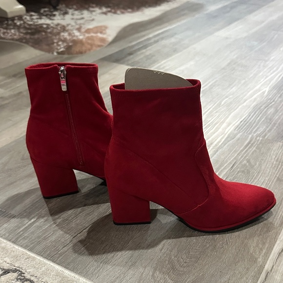 Marc Fisher Red Suede Boots 9.5 NWOB - Picture 5 of 9